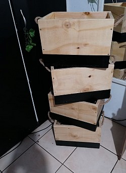 Plant box, vegetable box, home grown, grow box, custom grow box
