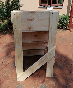 Four tier garden plant box, handmade garden box, vegetable box. Multiple level plant box.